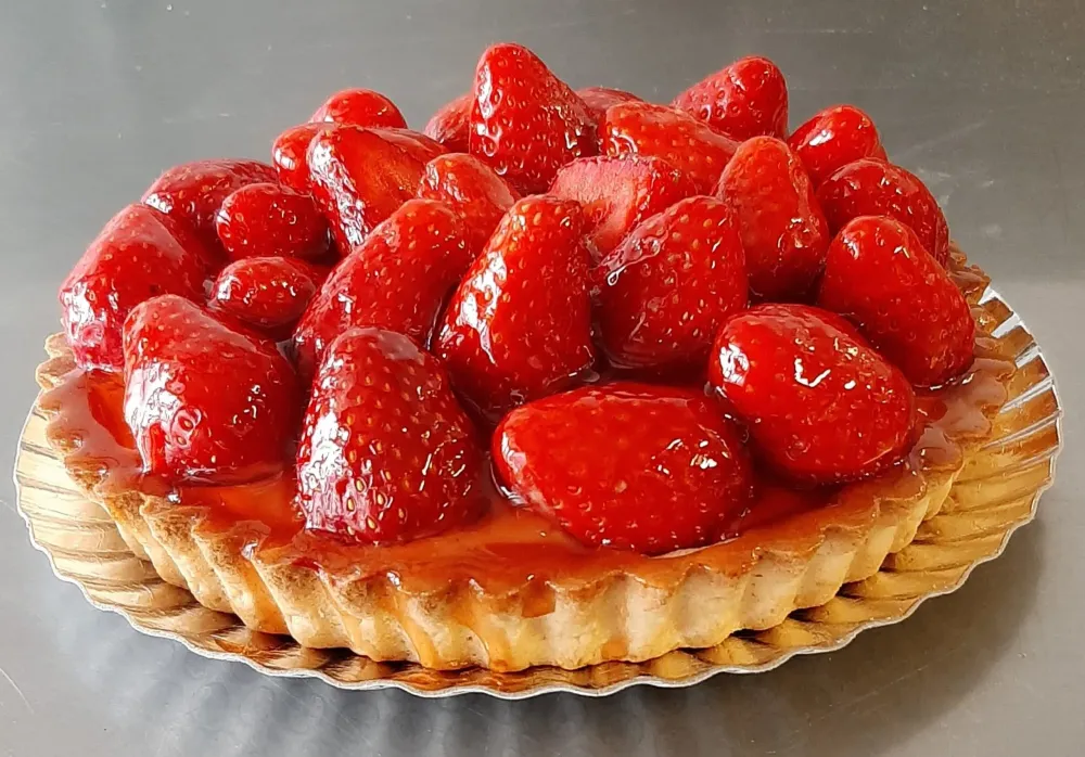 patisserie-le-puit-damour-samatan-tarte-aux-fraises-1-scaled
