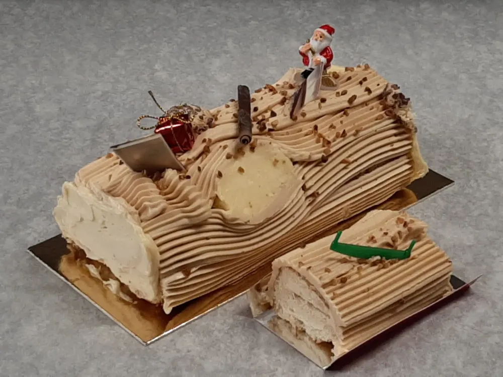 boulangerie-patisserie-puit-damour-samatan-buche-creme-beurre-praline-scaled