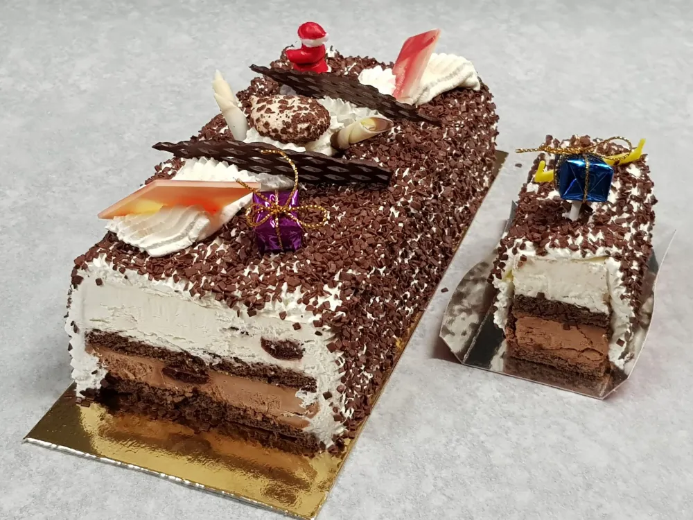 boulangerie-patisserie-puit-damour-samatan-buche-buchette-foret-noire-scaled